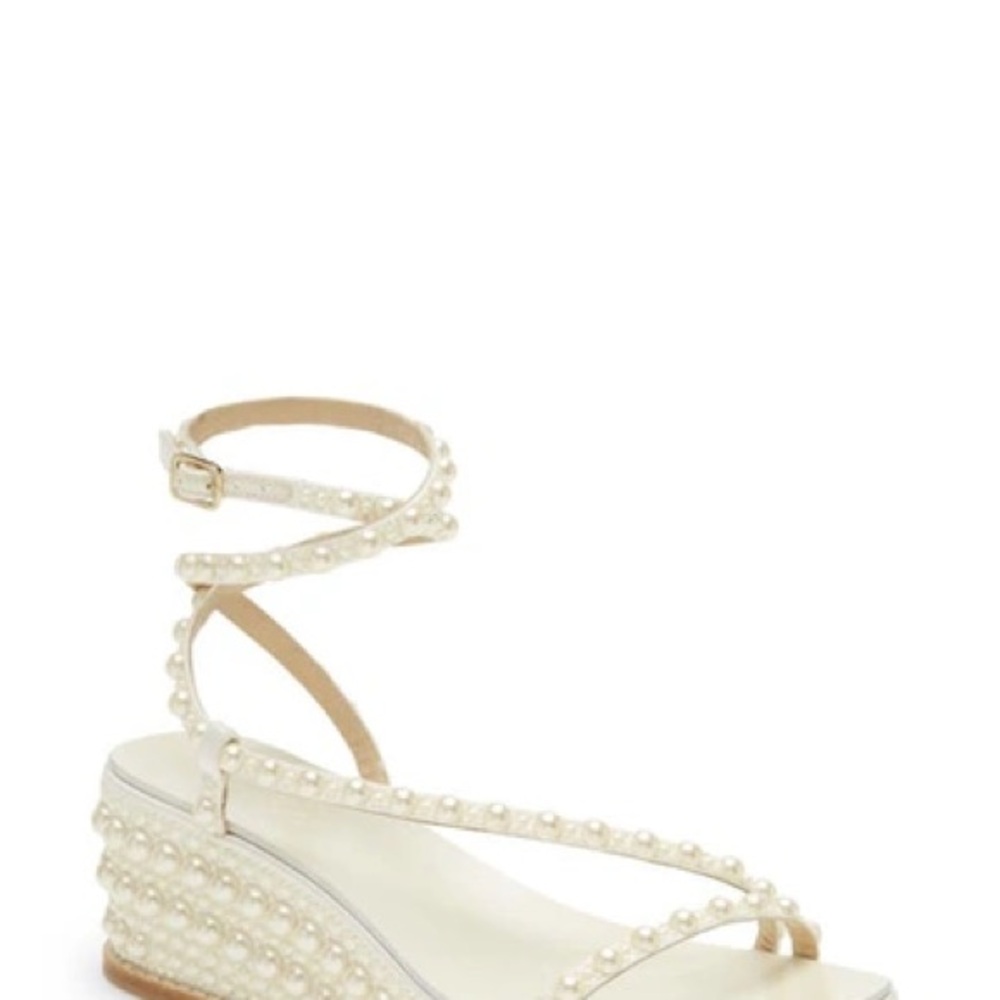 Elegant Pearl Embellished Wedge Sandals